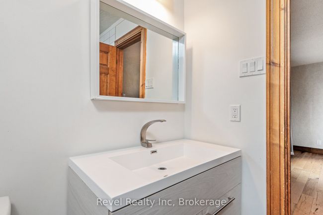 90 Edgewater Rd, House other with 3 bedrooms, 3 bathrooms and 8 parking in Wasaga Beach ON | Image 11