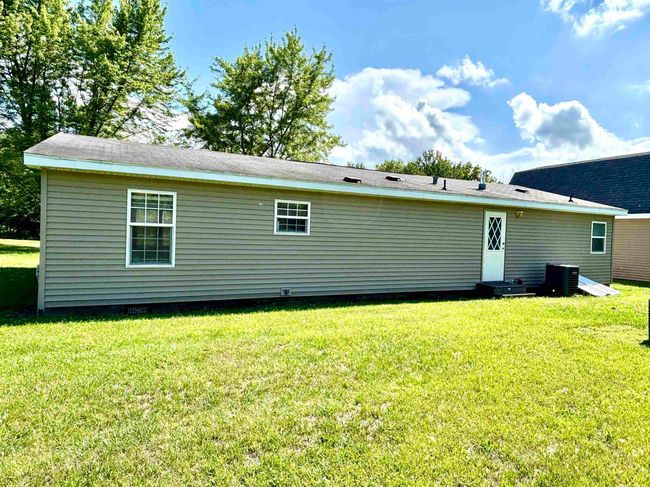 16930 16 C Rd, House other with 3 bedrooms, 2 bathrooms and null parking in Culver IN | Image 22