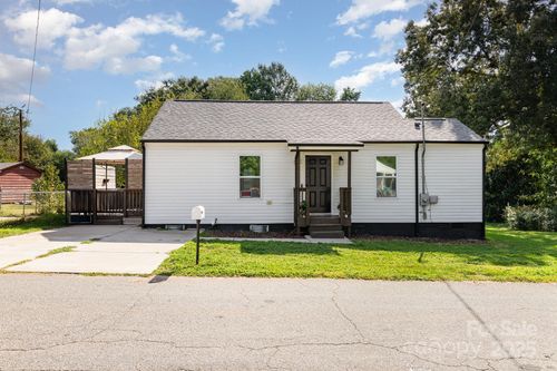 708 N Buckoak St, Stanley, NC, 28164-1406 | Card Image