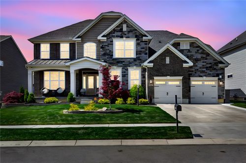 2067 Silver Linden Dr, Tipp City, OH, 45371-2597 | Card Image