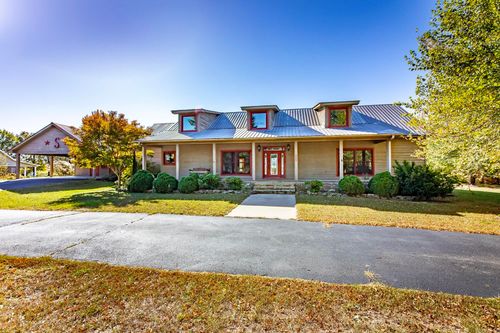 720 Pangburn Rd, Heber Springs, AR, 72543-8354 | Card Image