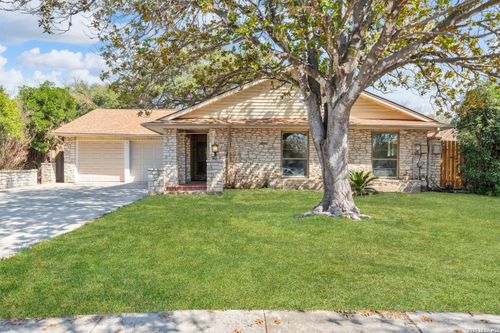 5606 E Rolling Ridge Dr, San Antonio, TX, 78228-1032 | Card Image