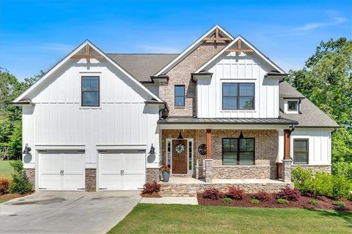 217 Belmont Dr Se, Cartersville, GA, 30120-7513 | Card Image