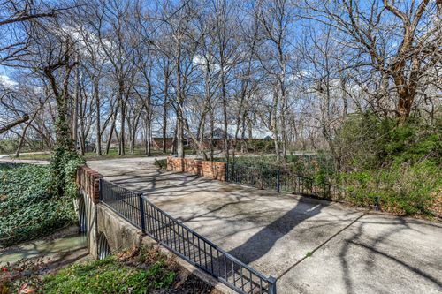 7585 County Road 202, McKinney, TX, 75071-7345 | Card Image