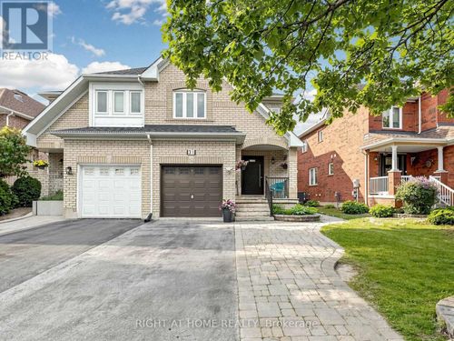31 National Pine Drive, Vaughan (Vellore Village), ON, L6A3M2 | Card Image