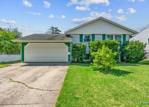303 Marilyn Ave, Glendale Heights, IL, 60139-2724 | Card Image