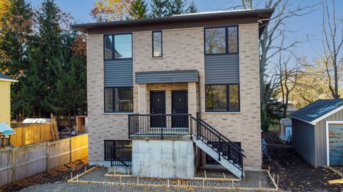 22399 Adelaide Rd, Mount Brydges, ON, N0L1W0 | Card Image