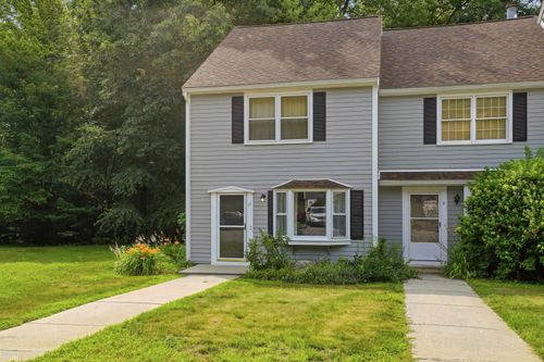 17 Chestnut Cir, Merrimack, NH, 03054-6611 | Card Image