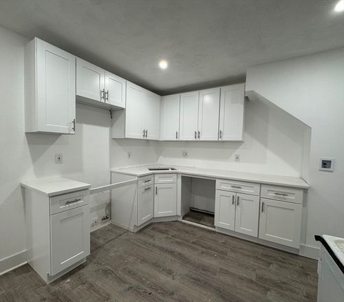 a-120 Sea St, Hyannis, MA, 02601-4570 | Card Image