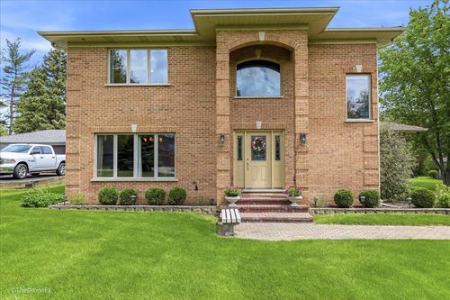 1N589 Goodrich Ave, Glen Ellyn, IL, 60137-3542 | Card Image