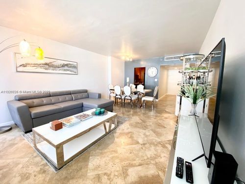 608-100 Lincoln Rd, Miami Beach, FL, 33139-2013 | Card Image