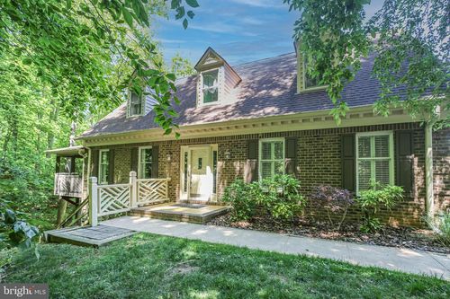 10102 Blandfield Ln, FREDERICKSBURG, VA, 22408-9536 | Card Image