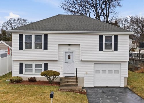 202 Marshall Avenue, Cumberland, RI, 02864 | Card Image