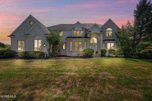 7439 Lock Mill Ct, Maumee, OH, 43537-9465 | Card Image