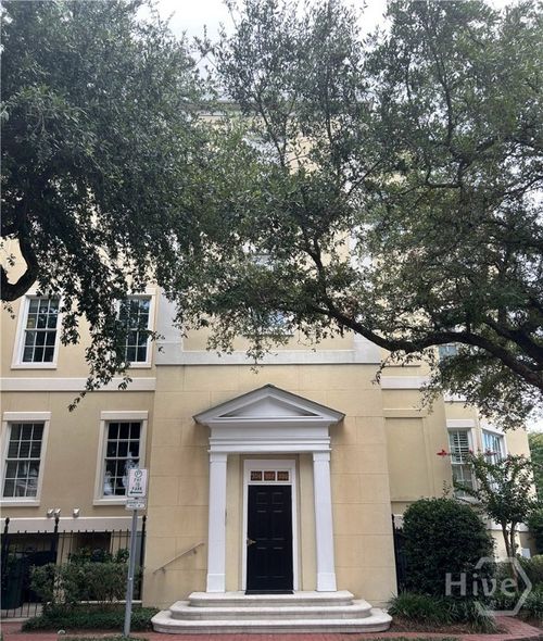 304 W Jones St, Savannah, GA, 31401-4218 | Card Image