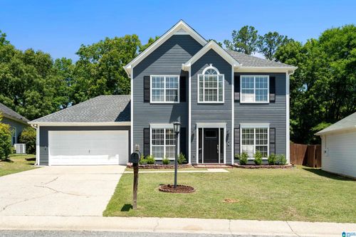 104 Crestmont Ln, Pelham, AL, 35124-1805 | Card Image