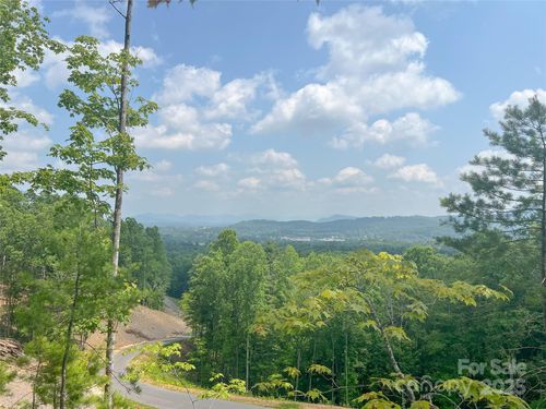 11-000 Northview Dr, Hendersonville, NC, 28791 | Card Image