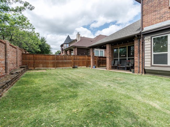 Outdoor enjoyment and entertaining is a breeze in this expansive backyard. | Image 30