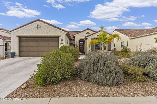 2547 E Josephine View Dr, Green Valley, AZ, 85614-1586 | Card Image