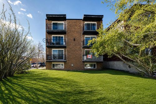 32-1703 11 Ave Sw, Calgary, AB, T3C0N5 | Card Image