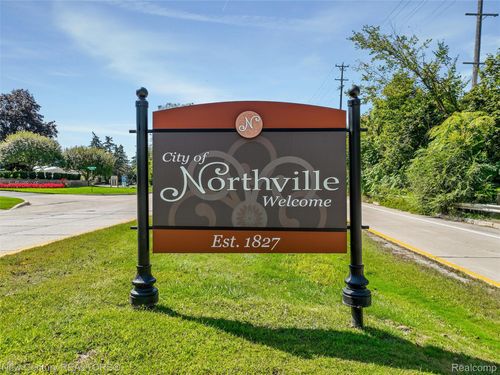 625 Griswold St, Northville, MI, 48167-1667 | Card Image