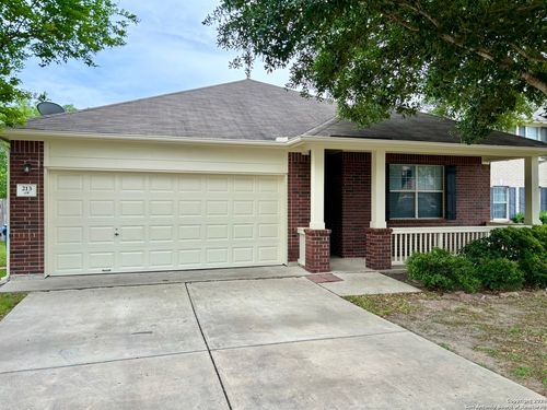213 Lakota Ct, Cibolo, TX, 78108-3755 | Card Image