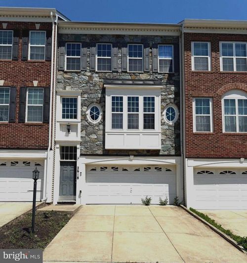 2618 Glenriver Way, WOODBRIDGE, VA, 22191-5171 | Card Image