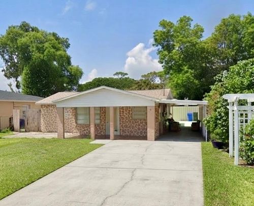 7210 N Hubert Ave, TAMPA, FL, 33614-3121 | Card Image