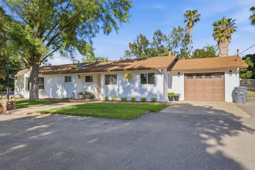 8287 Hallwood Blvd, Marysville, CA, 95901-7915 | Card Image