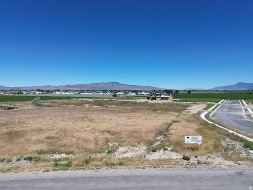 9223 N 4550 W, Elwood, UT, 84337 | Card Image