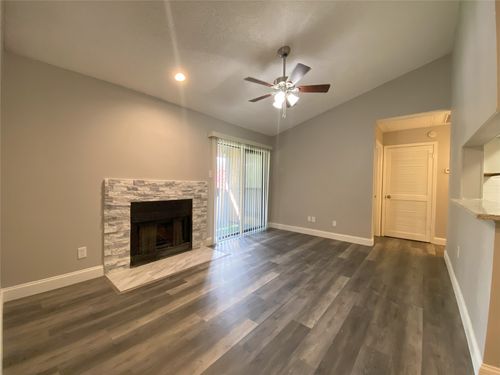 apt-4721-1310 Harwell Dr, Arlington, TX, 76011-2915 | Card Image