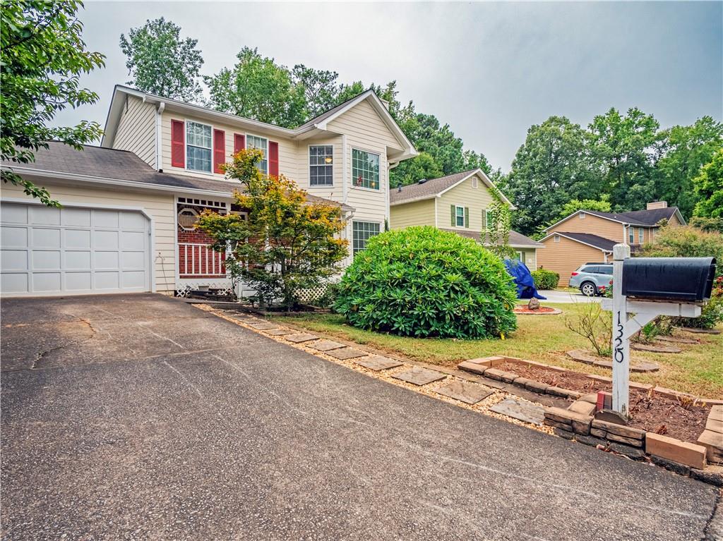 Steve Ct, Lawrenceville, GA 30043