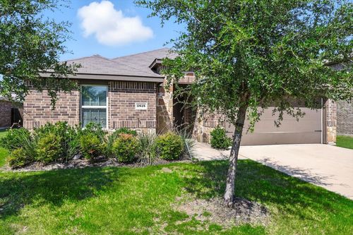2818 Jordan Dr, Seagoville, TX, 75159-5429 | Card Image