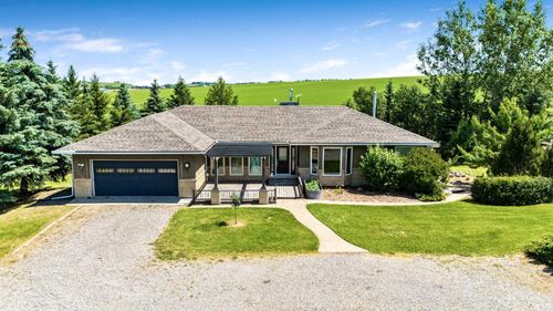 258098 48 Street W, Rural Foothills County, AB, T1S1A2 | Card Image