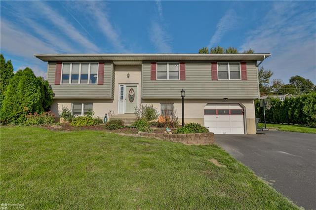 Carbon St, Walnutport, PA 18088