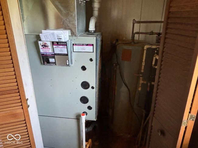 view of utility room | Image 10