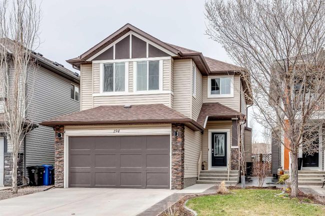 194 Chaparral Valley Way Se, Home with 4 bedrooms, 3 bathrooms and 2 parking in Calgary AB | Image 2