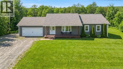 31 Lyman St, Burton, NB, E2V0H9 | Card Image