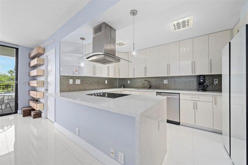 apt-419-161 Crandon Blvd, Key Biscayne, FL, 33149-1647 | Card Image