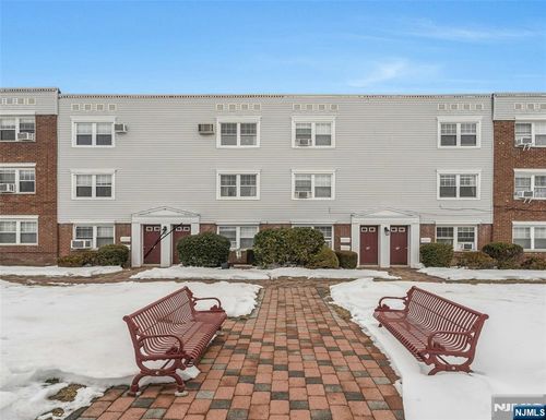 48-B Hastings Ave, Rutherford, NJ, 07070-1802 | Card Image