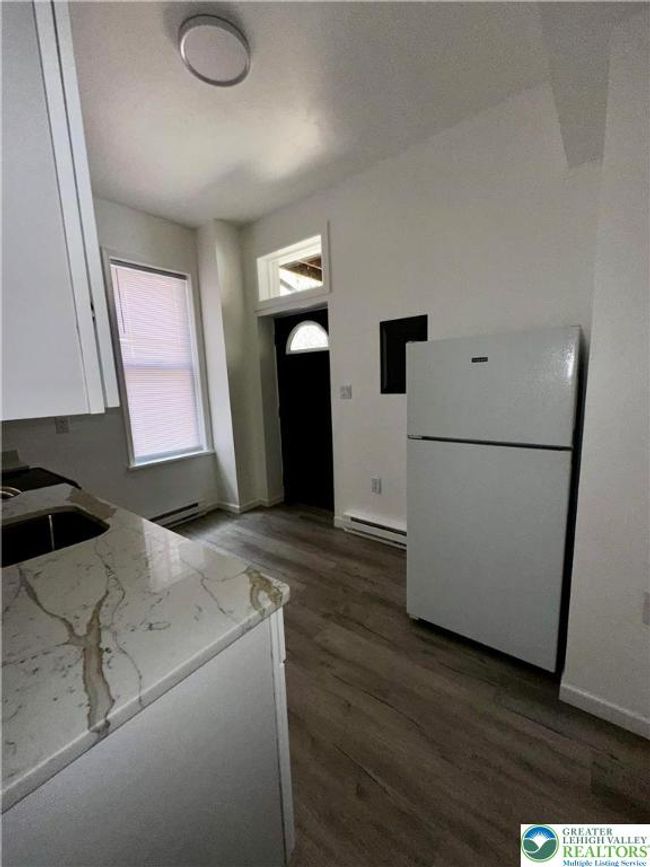 APT-1 - 37 S 10 Th St, Townhouse with 1 bedrooms, 1 bathrooms and null parking in Allentown PA | Image 16