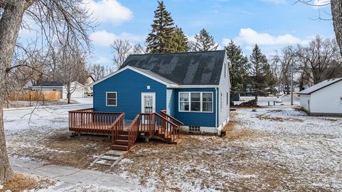 209 N Prairie St, Hendricks, MN, 56136-9514 | Card Image