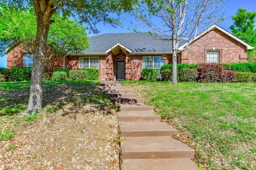 2217 Wren Ln, Lewisville, TX, 75077-7676 | Card Image