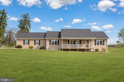137 Hoover Rd, Woodstock, VA, 22664-2098 | Card Image