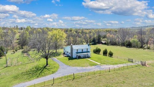 3861 Wheatland Rd, Bedford, VA, 24523-3977 | Card Image