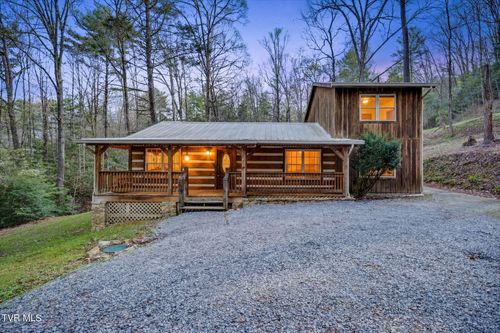 1072 Lower Paint Creek Rd, Greeneville, TN, 37743-5268 | Card Image