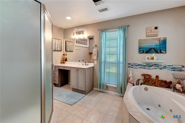 612 W Jackson Ave, House other with 3 bedrooms, 3 bathrooms and null parking in Port O Connor TX | Image 20