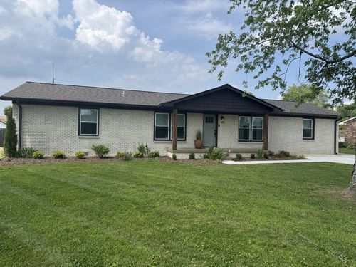 402 8th St, Lawrenceburg, TN, 38464-2720 | Card Image