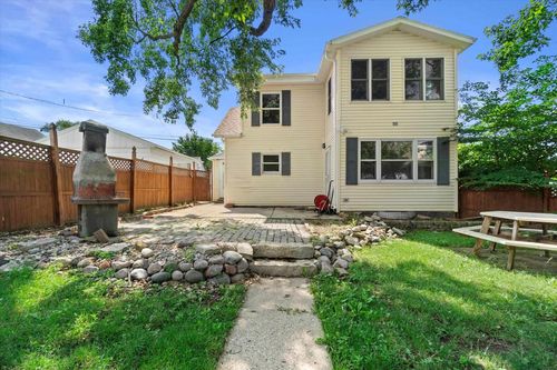 2928 S 48th Street, Milwaukee, WI, 53219 | Card Image