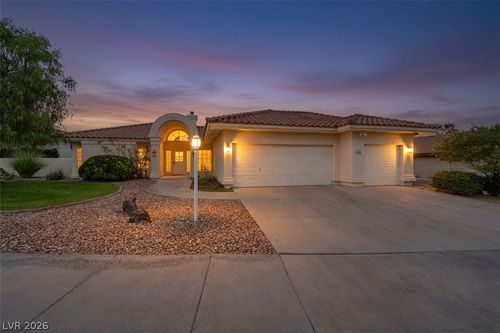 1020 Geranium Dr, Henderson, NV, 89011-3015 | Card Image